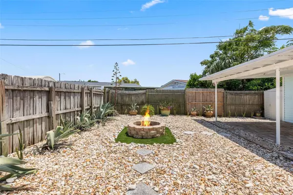 Ormond Beach, FL 32176,108 ESSEX DR