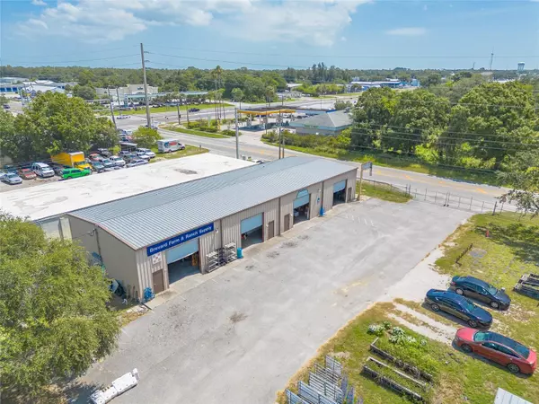 Cocoa, FL 32922,135 CLEARLAKE