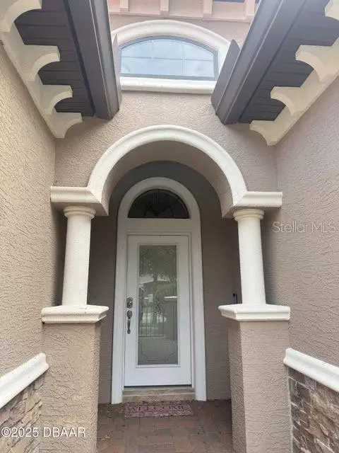 Ormond Beach, FL 32174,76 APIAN WAY