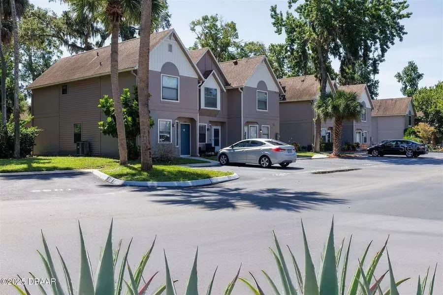 3960 OAK TRAIL RUN #2202, Port Orange, FL 32127
