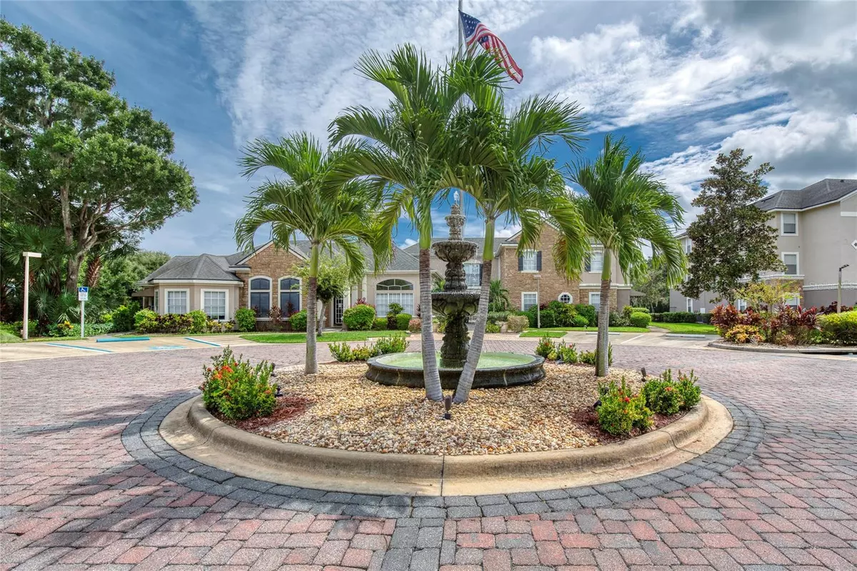 Port Orange, FL 32127,940 VILLAGE TRL #2-207