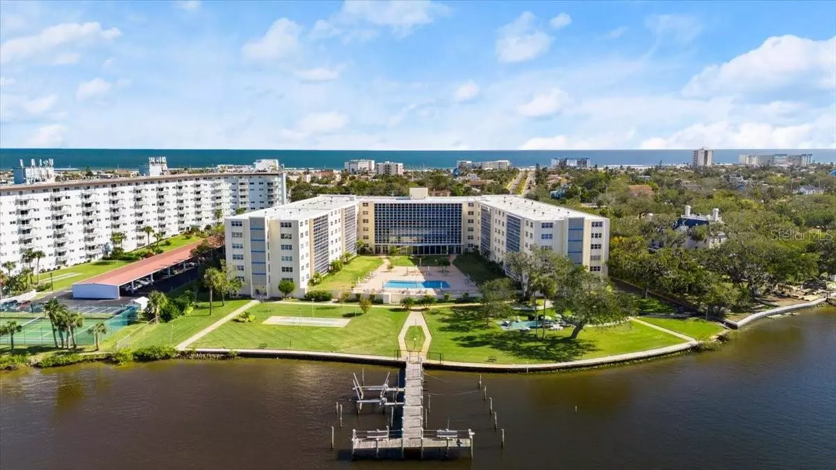 Daytona Beach, FL 32118,1224 S PENINSULA DR #104