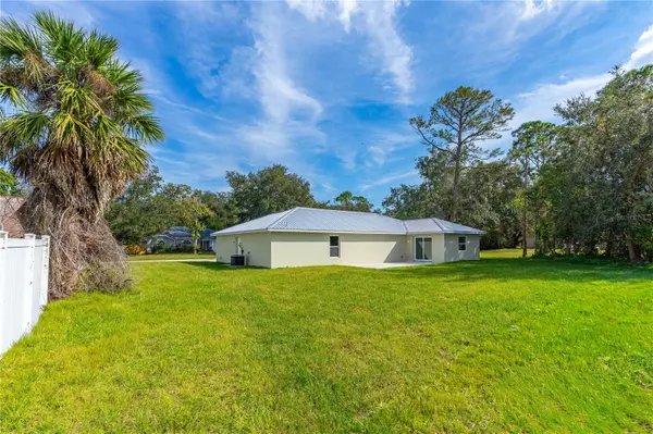 Edgewater, FL 32141,3046 WOODLAND DR