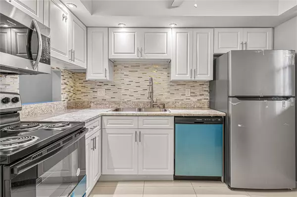 Ormond Beach, FL 32174,640 N NOVA RD #409