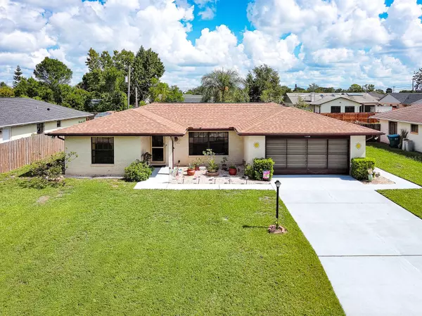 1364 PURITAN ST, Deltona, FL 32725