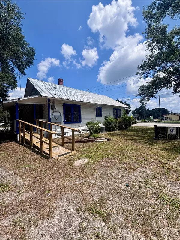 Deland, FL 32720,490 N SPRING GARDEN AVE