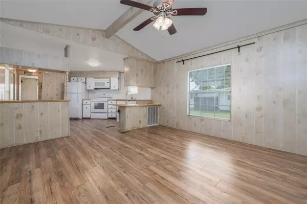 Debary, FL 32713,9 MAPLEHURST AVE