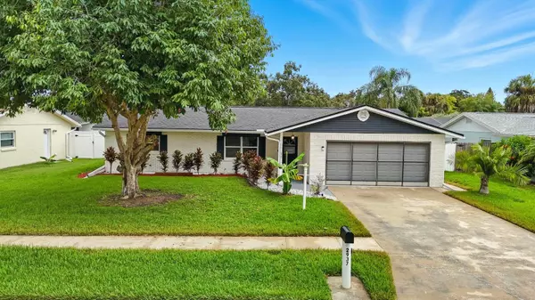 2937 CARRIAGE DR, South Daytona, FL 32119