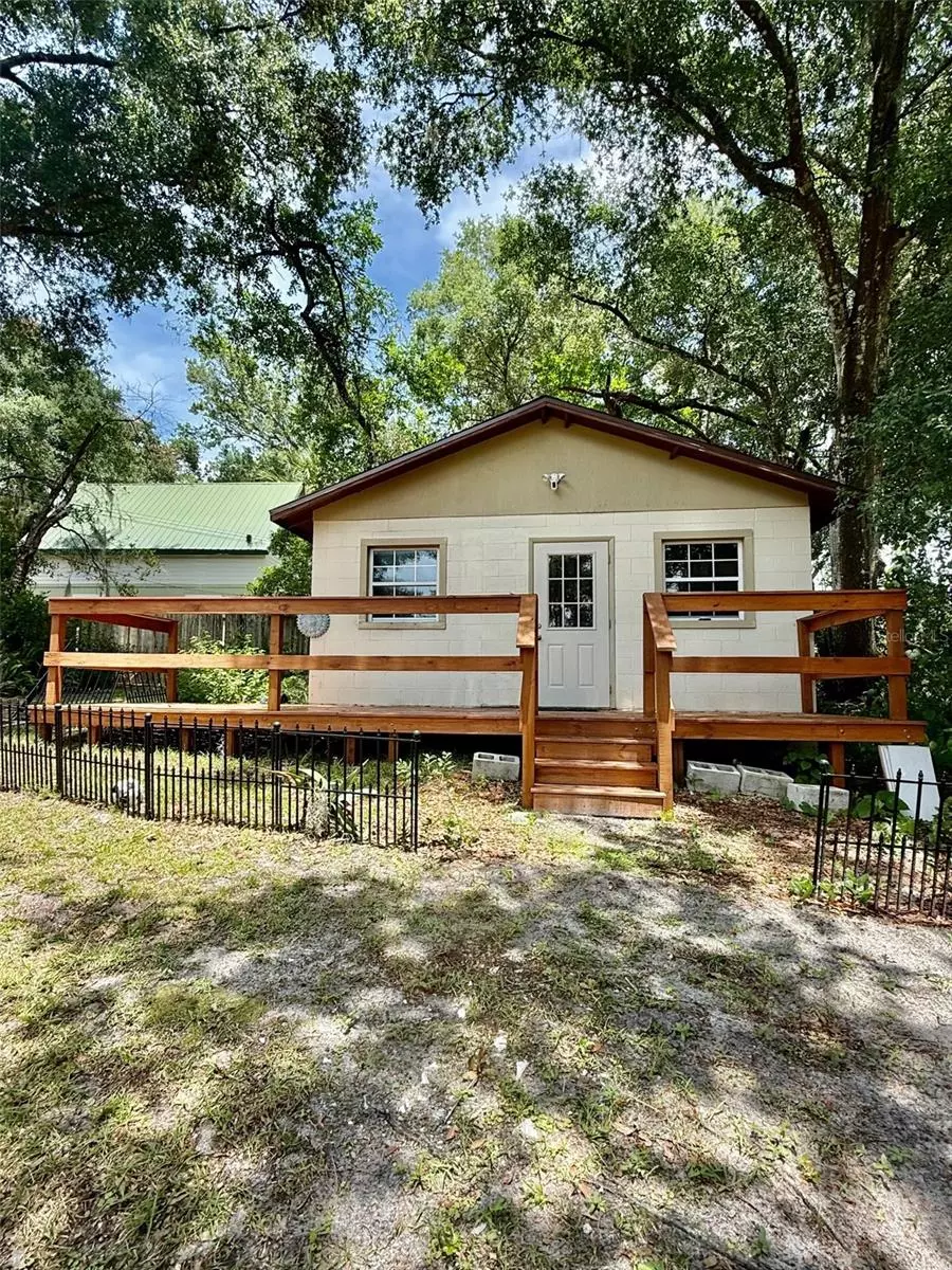 Deland, FL 32724,609 N GARFIELD AVE #B