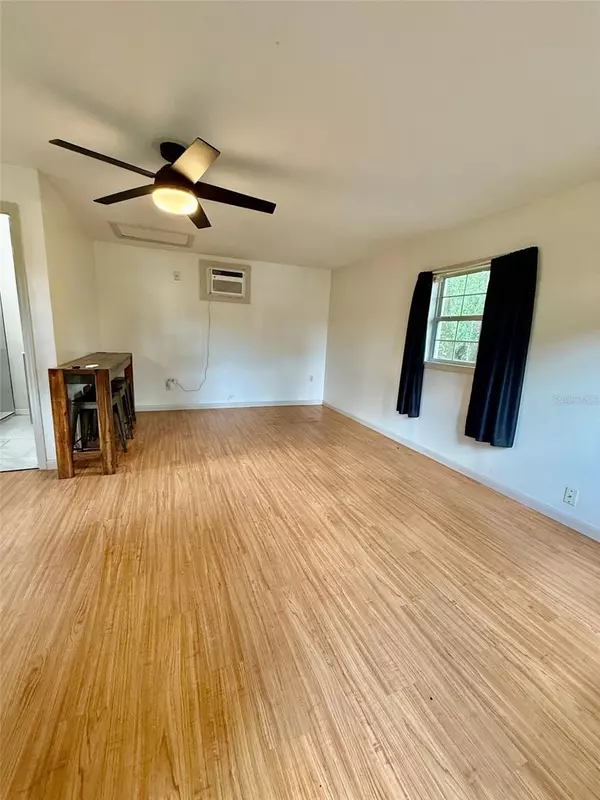 Deland, FL 32724,609 N GARFIELD AVE #B