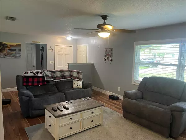 Deltona, FL 32725,563 CHESTNUT CT