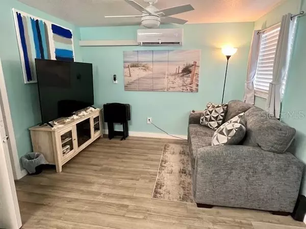 Cape Canaveral, FL 32920,406 TYLER AVE #19