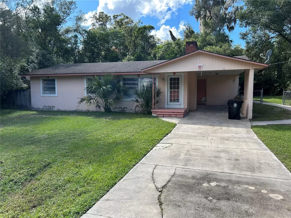 Orange City, FL 32763,889 S CARPENTER AVE