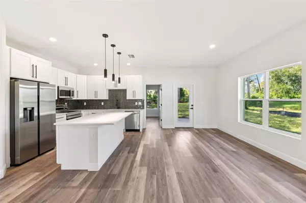 Deland, FL 32724,1206 8TH AVE