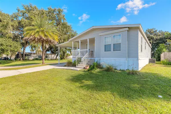 Edgewater, FL 32141,152 RED BASS LN
