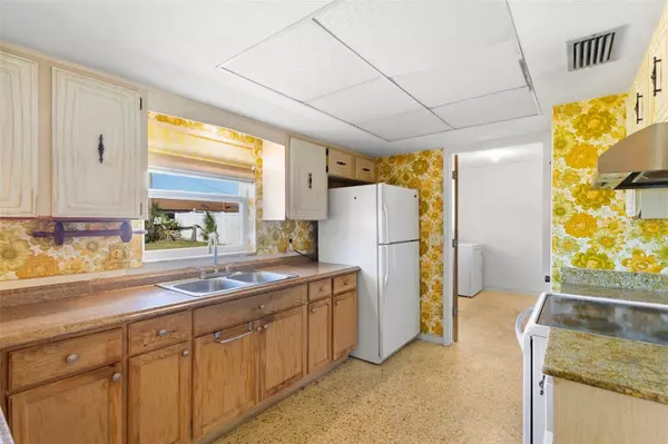 Deltona, FL 32725,1472 EDISON TER