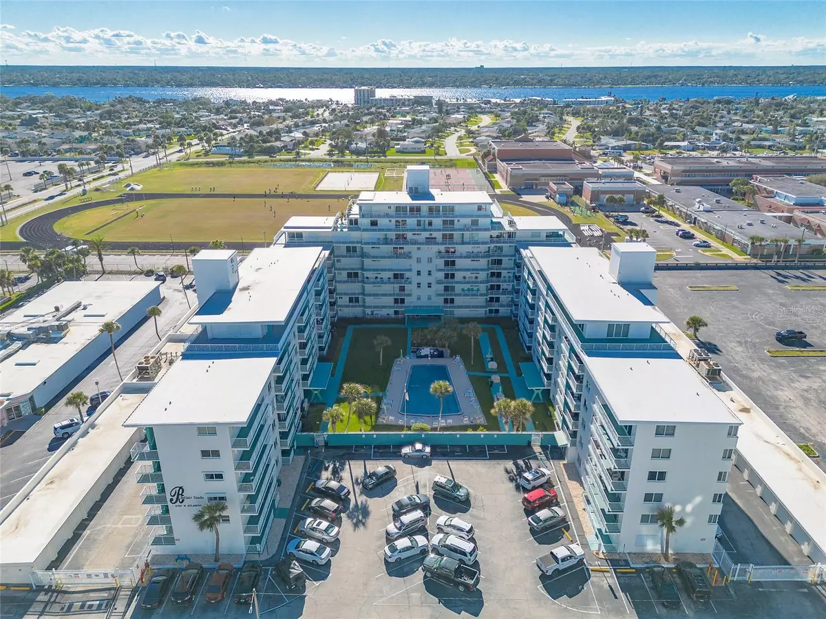 Daytona Beach, FL 32118,2727 N ATLANTIC AVE #409