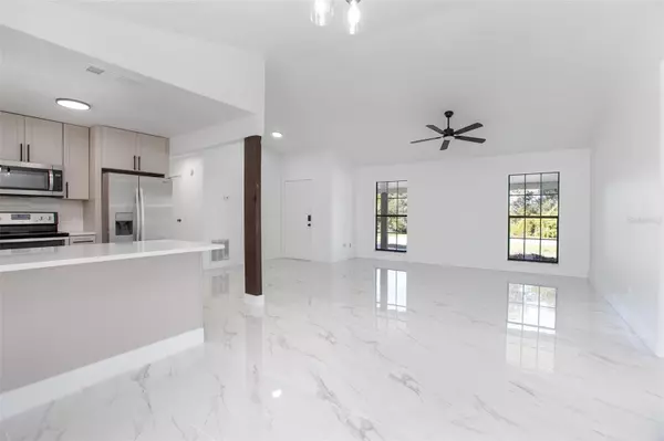 Deltona, FL 32725,1809 E CHAPEL DR