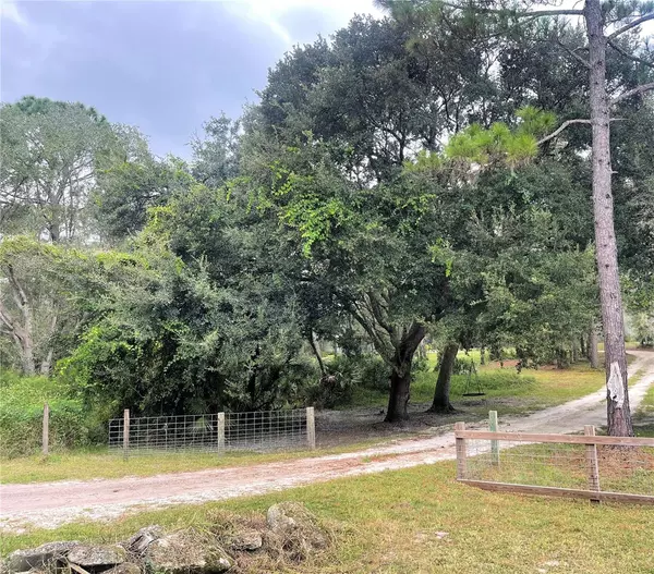 2130 E KICKLIGHTER RD, Lake Helen, FL 32744