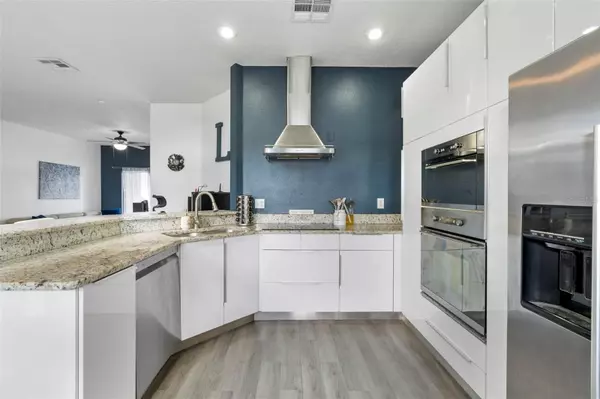 Orlando, FL 32829,4333 WATERSIDE POINTE CIR