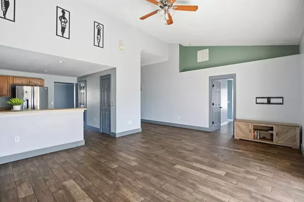 Deltona, FL 32738,1913 BAYPORT DR