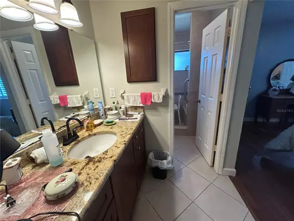 Deland, FL 32720,906 VILLAGE GREEN RD