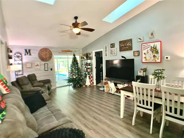 Deltona, FL 32738,641 STALLINGS AVE