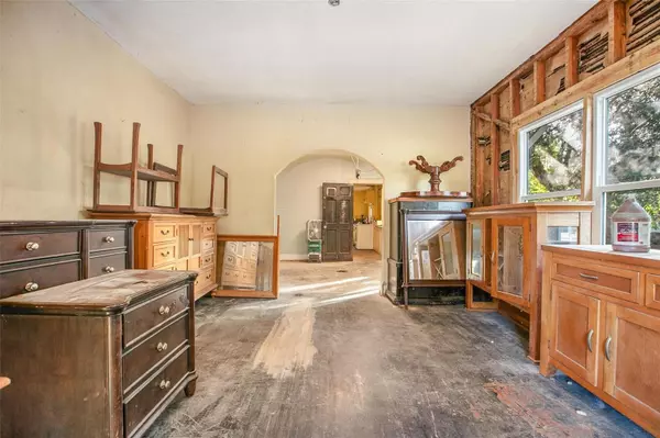 Deland, FL 32724,1430 E NEW YORK AVE