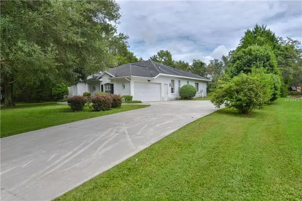 77 OAK VILLAGE BLVD S, Homosassa, FL 34446