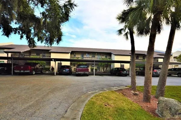 New Port Richey, FL 34652,4533 MARINE Pkwy #203