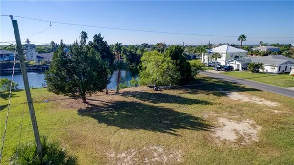 Hernando Beach, FL 34607,3500 Lot 37 CASA CT