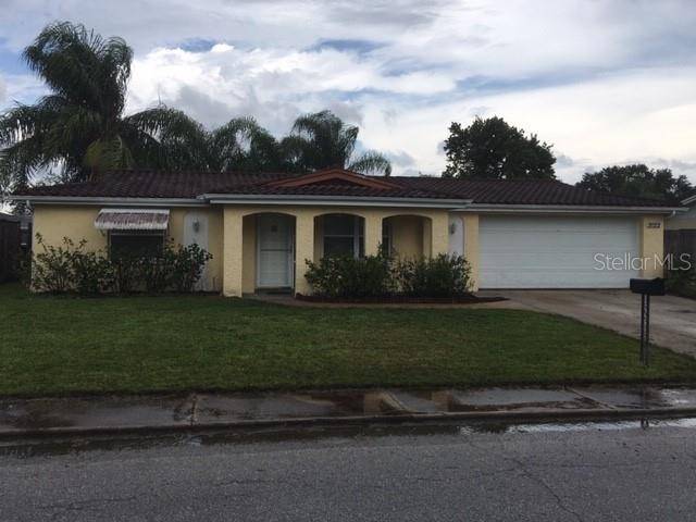 2022 DARTMOUTH DR, Holiday, FL 34691