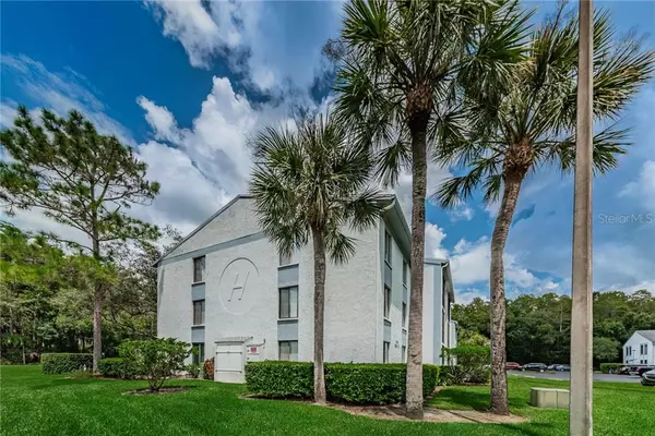 Tarpon Springs, FL 34688,1308 PINE RIDGE CIR E #A2