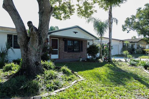 9030 COLLAGE LN, Port Richey, FL 34668