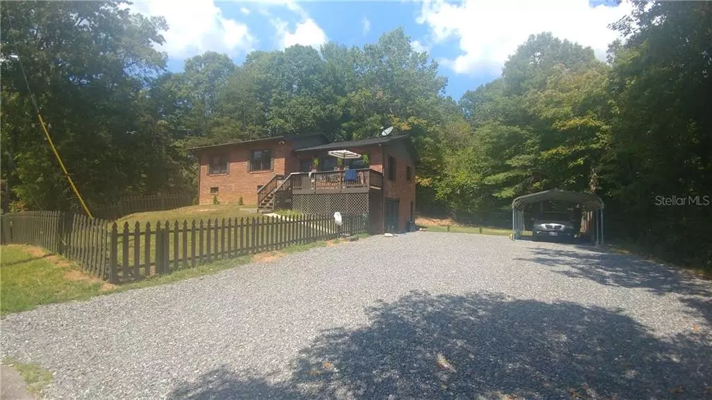 Brasstown, NC 28902,487 DOG BRANCH RD