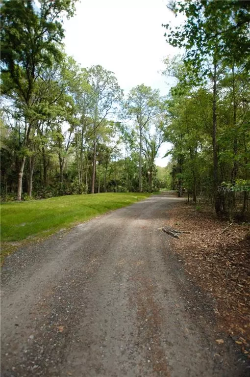 Land O Lakes, FL 34639,0 TRADER HORN LN