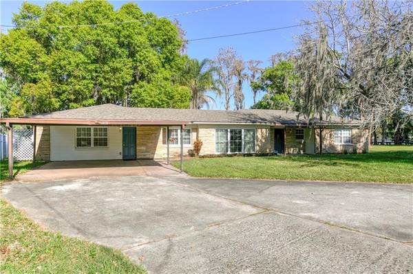 1418 WILLIAMS RD, Lutz, FL 33558