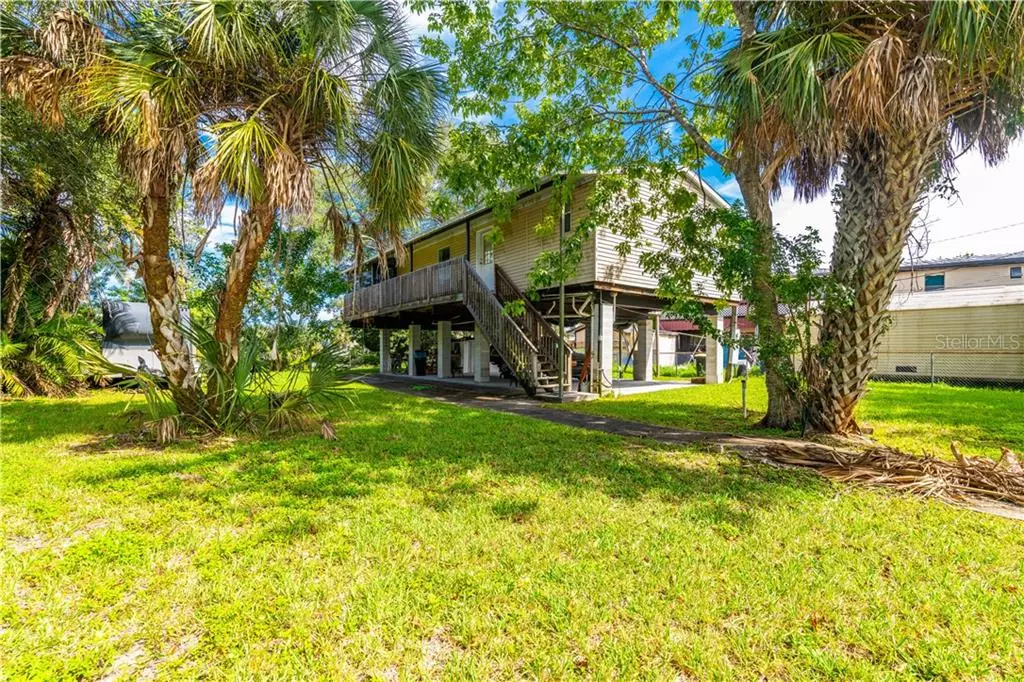 Weeki Wachee, FL 34607,6181 ISLAND DR