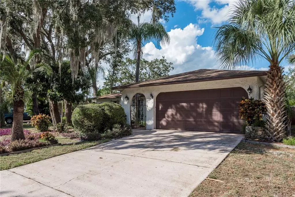 Port Richey, FL 34668,7406 LAKE FOREST CIR