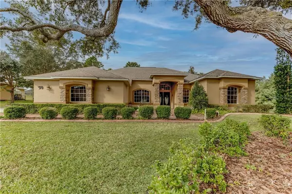 10125 BREEZY PINES CT, Weeki Wachee, FL 34613