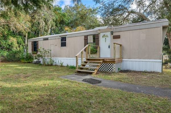 9944 LAKE DR, Weeki Wachee, FL 34613