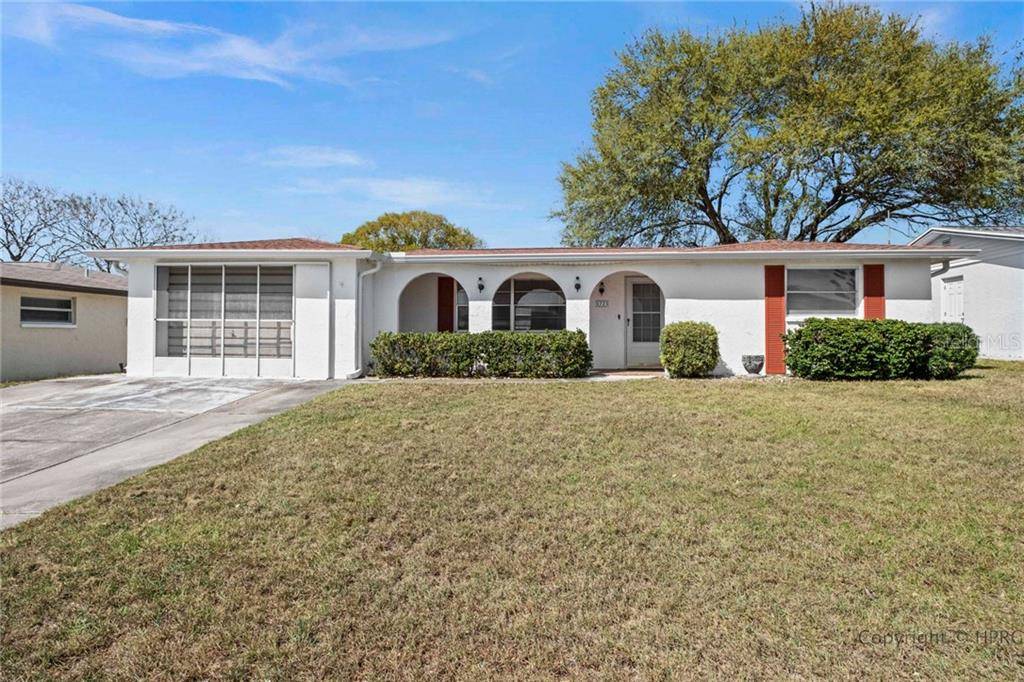 5725 THRUSH DR, New Port Richey, FL 34652