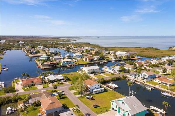 4269 BISCAYNE DR, Hernando Beach, FL 34607