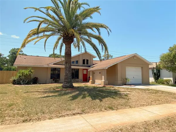 2710 BLOSSOM LAKE DR, Holiday, FL 34691