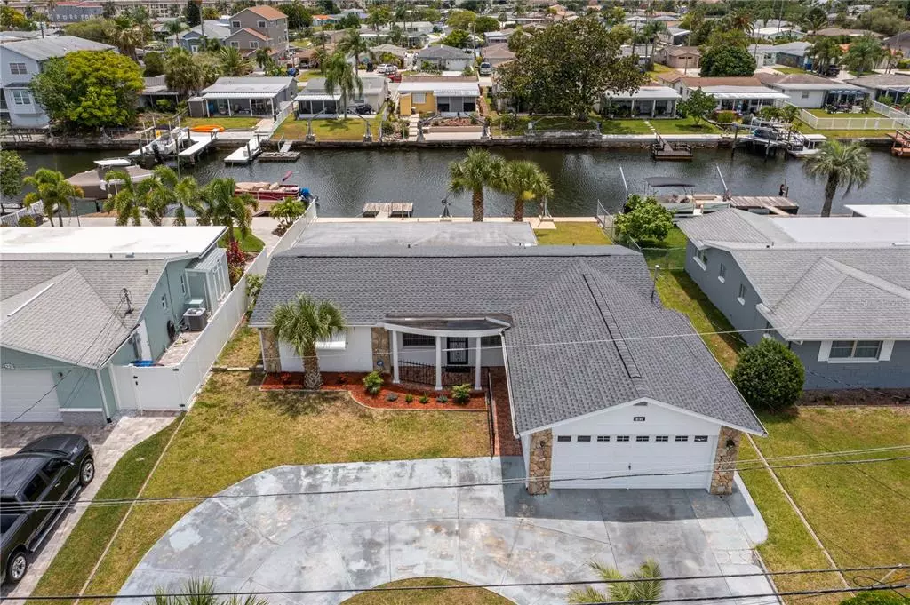 New Port Richey, FL 34652,4233 HEADSAIL DR