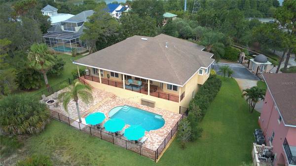 122 WATERBERRY DR,  Tarpon Springs,  FL 34688