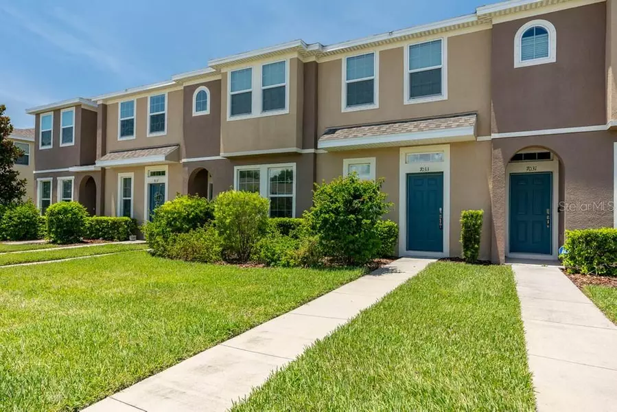 7033 TOWERING SPRUCE DR, Riverview, FL 33578