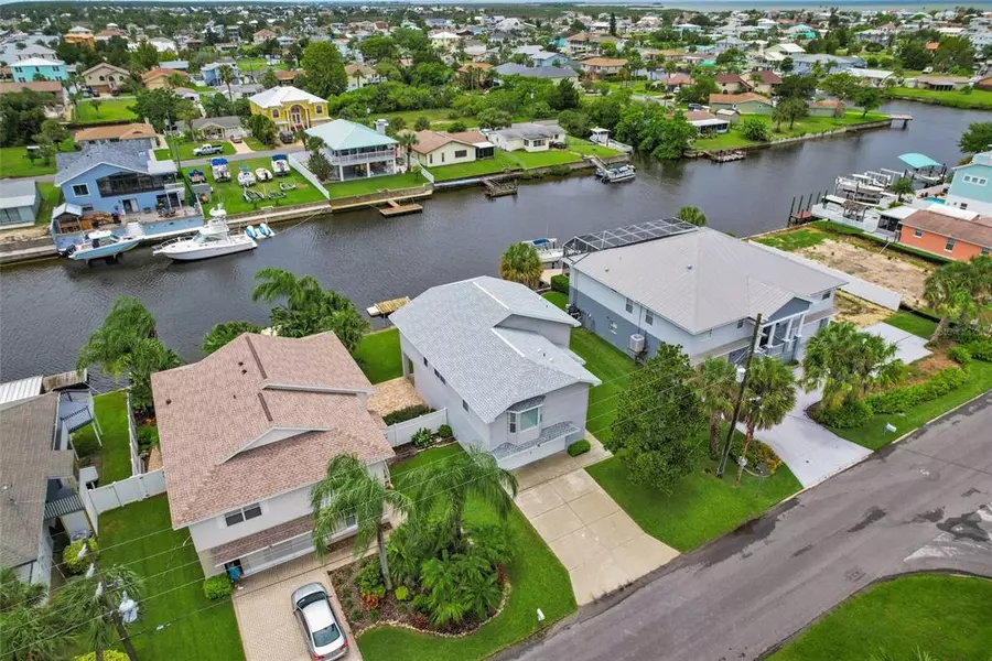 4060 GULF COAST DR, Hernando Beach, FL 34607