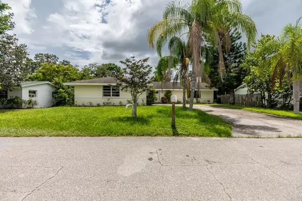 Sarasota, FL 34231,2144 OAK TER