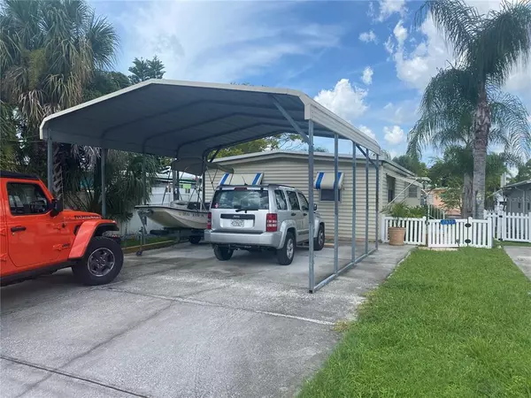 Hudson, FL 34667,7035 FAIR LN